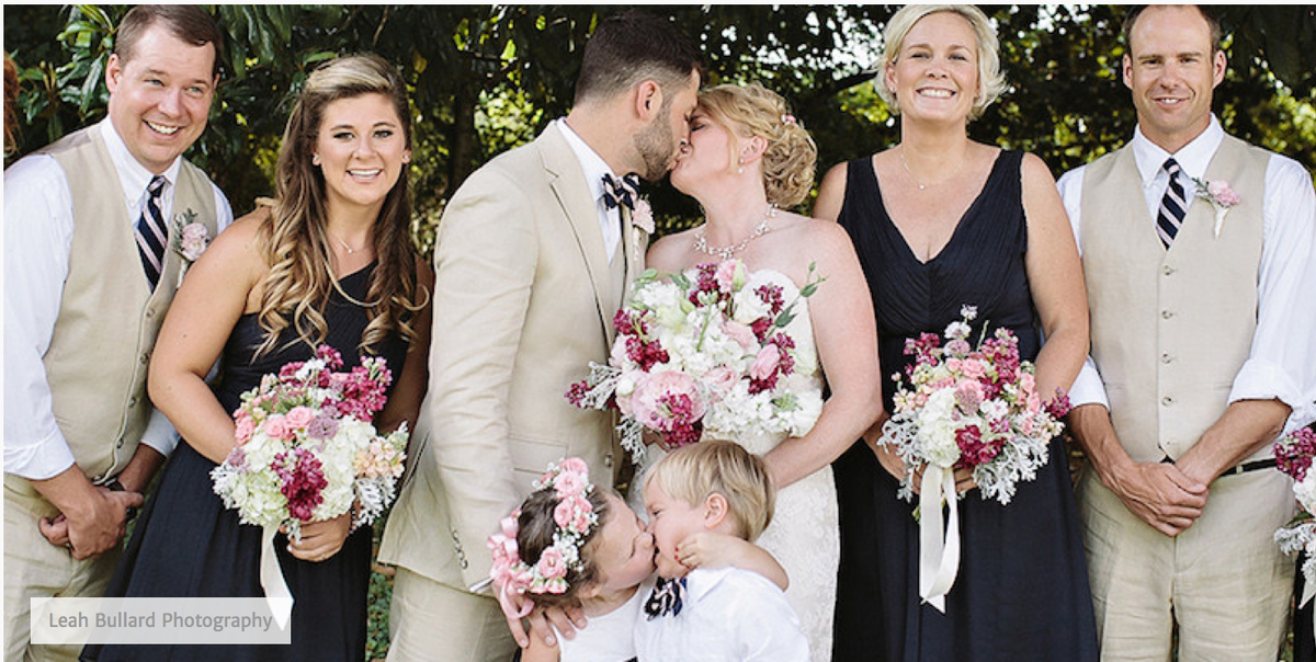 This adorable 4-year old was the real star of her mother's wedding <a href="/EliteDaily/">Elite Daily</a> elitedai.ly/1eqtxid