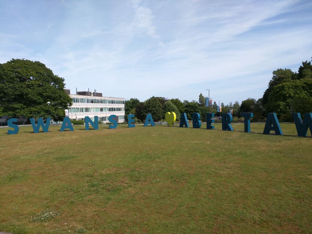 DelightfulApps's tweet image. @SwanseaUni #SUimpact on the lawn