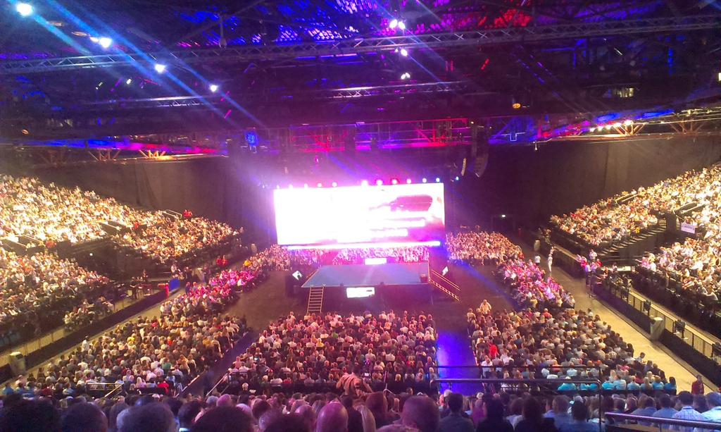 8000 store managers,one vision.
Be the best for our customers with our teams.proud @Doyle123mac <a href="/Stevejtait/">Steve Tait</a>