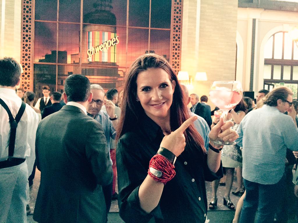 Muchas gracias a <a href="/SamySpain/">Samantha de España</a> por el mejor catering para la mejor fiesta! #TónicaHibiscus