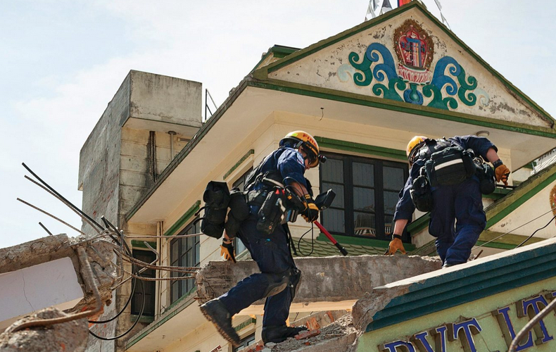 Inside California Task Force Two, the "Seal Team Six of disaster aid." long.fm/ZZY2ltk (@vincelb, <a href="/CalSunday/">California Sunday</a>)