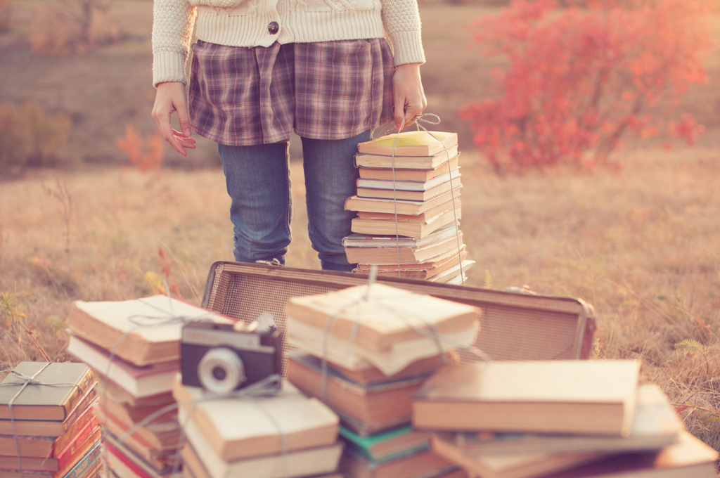 ThoughtCatalog's tweet image. 31 Thoughts All Book Lovers Have While Finding A New Book To Read tcat.tc/1Bmpu0E