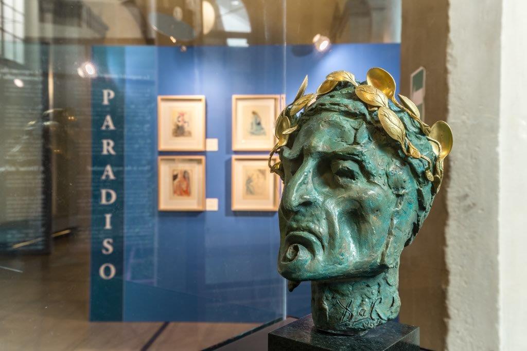 intoscana's tweet photo. #DalìMeetsDante a #Firenze fino al 27 settembre: mostra-evento a #PalazzoMedici http://t.co/hxtfBXnvdt #mostra http://t.co/TmPe60walG