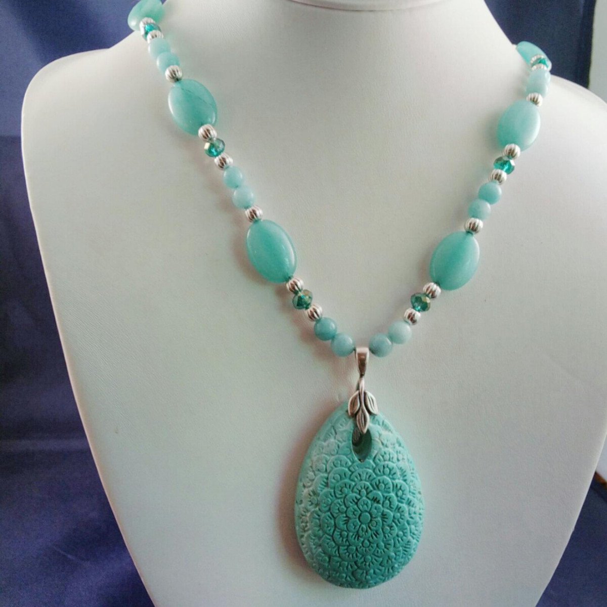 shaman15771's tweet image. Amazonite, howlite, Swarovski crystal, silver overlay, unusual sid… etsy.com/listing/235354… #Etsy #AmazoniteNecklace