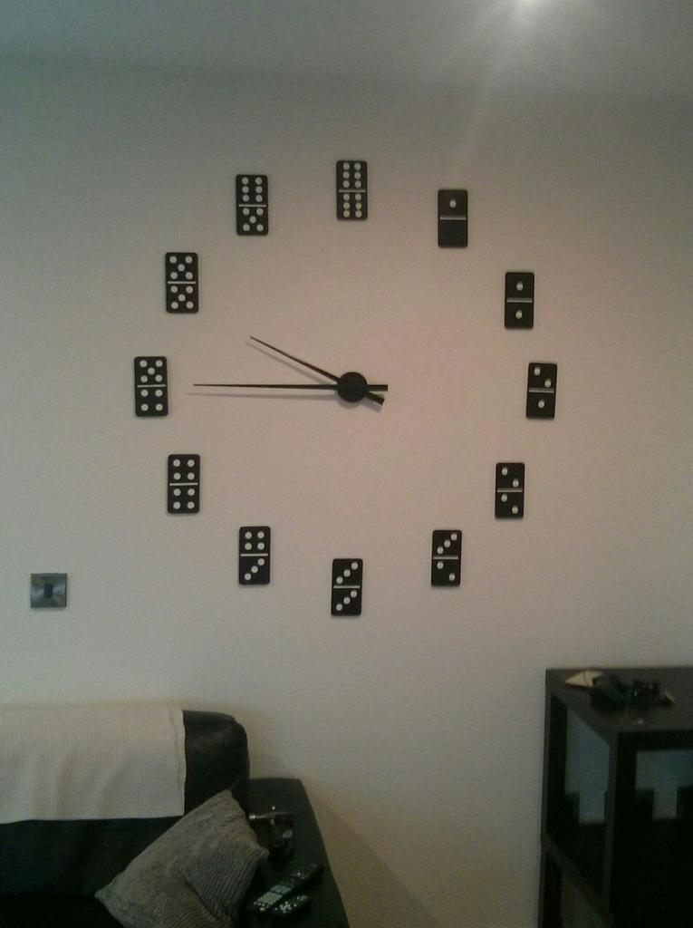 Cheers to <a href="/LayerLabz/">LayerLabz</a> for their help making a giant dominos clock, it's looking great
