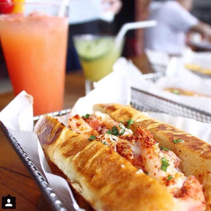 Yang pada mau buka puasa, boleh lho dicoba menu Rolls terbaru di Holy Crab Shack, Alam Sutera!