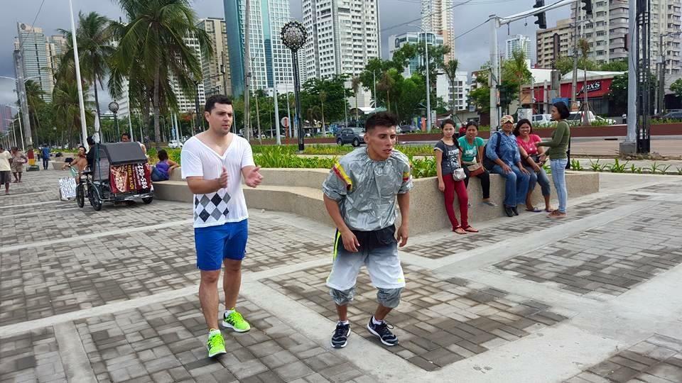 Entrenando con todo, le quedan menos días de campeón a Donnie Nietes. #CHR