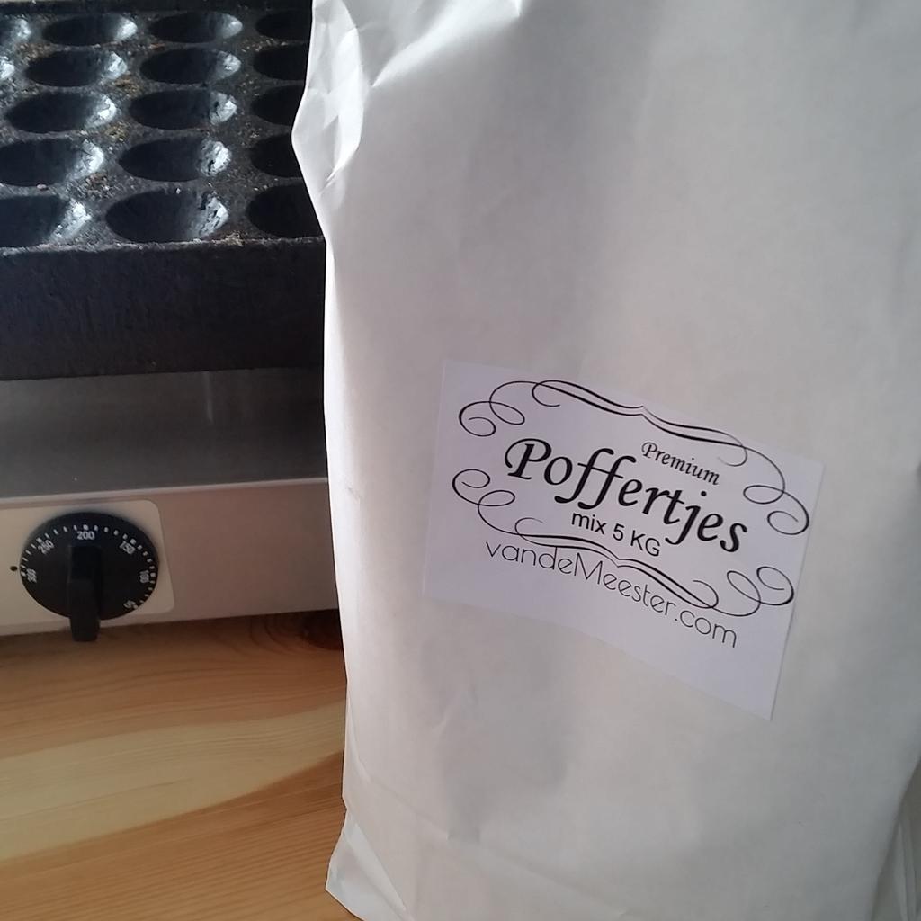 We sell our Dutch premium Poffertjesmix worldwide.
vandemeester.com