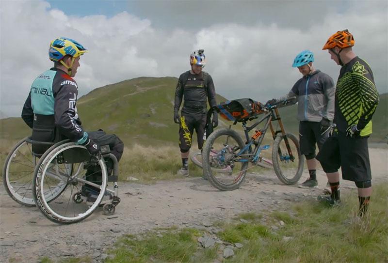matosvelo's tweet photo. Martyn Ashton de retour en piste, sur un VTT - http://t.co/G11aqu7LeL #twittcyclos http://t.co/pj74J2pLQK