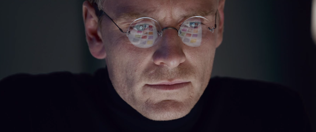 AnotherDayJhb's tweet photo. The new Steve Jobs movie looks a lot better than the old Steve Jobs movie: http://t.co/GYHyIrFpZj http://t.co/dC4zkp6dvY