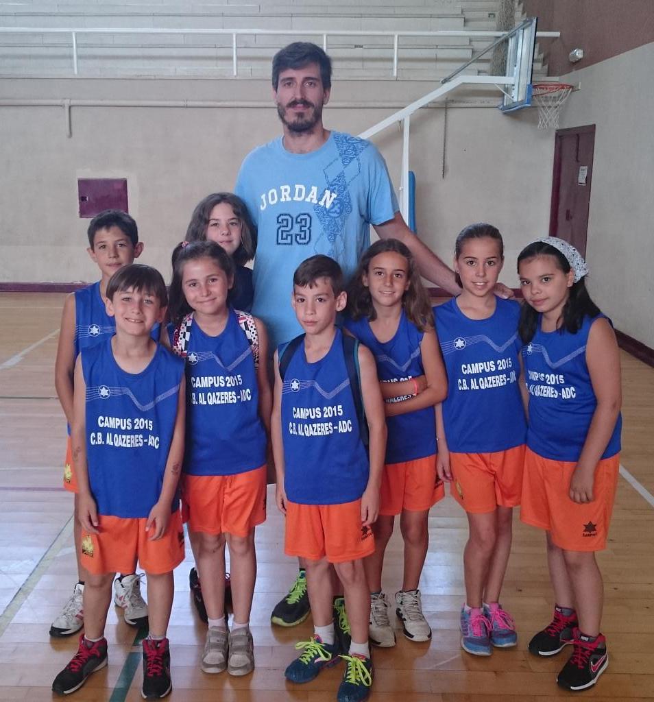 Y para el último día visita de lujo de <a href="/rogerfornas/">Roger Fornas Lladó</a>  respondiendo a nuestros curiosos! <a href="/adcbaloncesto/">ADC BALONCESTO</a>