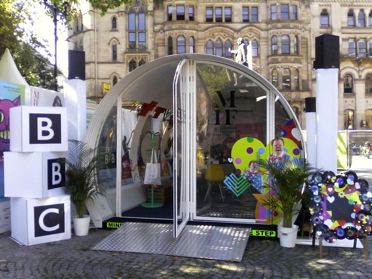 BBCRadMac's tweet image. We're just setting up in the Tubbo studio @MIFestival #MIF15 #BBCatMIF. On air from 1pm!