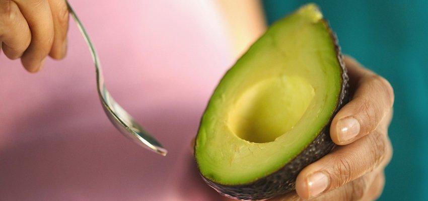 mindbodygreen's tweet image. Why You Should Eat Avocados Every Day (If You Aren't Already!) by @drfranklipman mbg.to/Xq1juYm