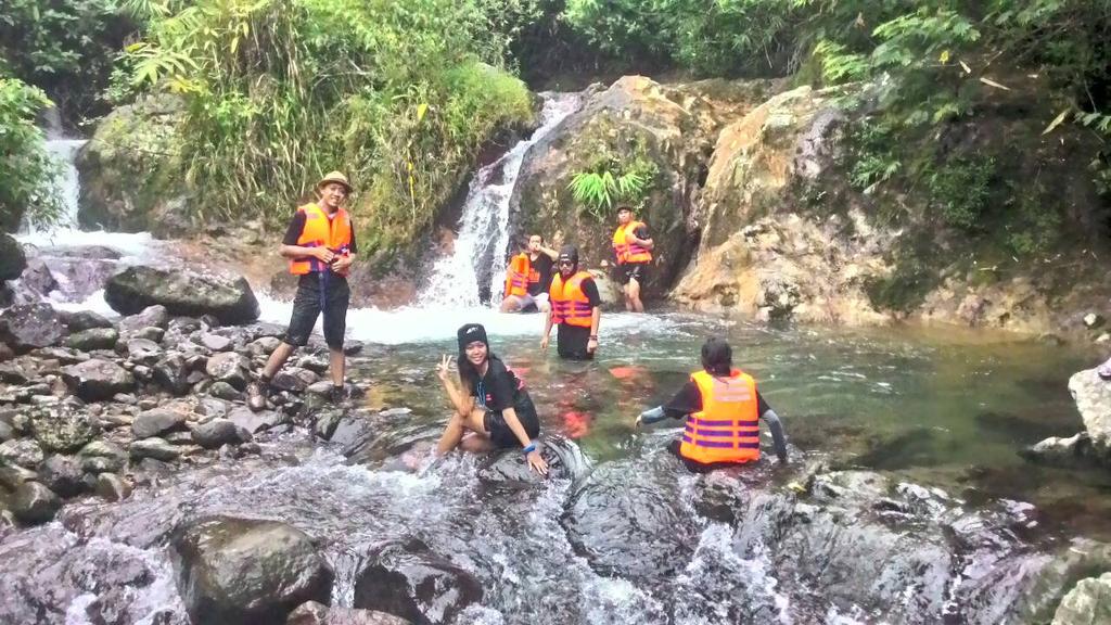 IT ganks goes to River tracking.. Traveling seru, touring w/ motorcycle. 
Tgl 8-9 Agt for Rp 250rb come &amp; join us