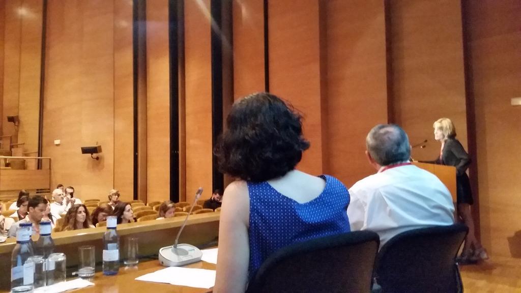 JorgeGdelArco's tweet photo. .@pkaltzada demostrando su maestría en la introducción de #matter2us #icot2015 http://t.co/3pPVGSVCQq