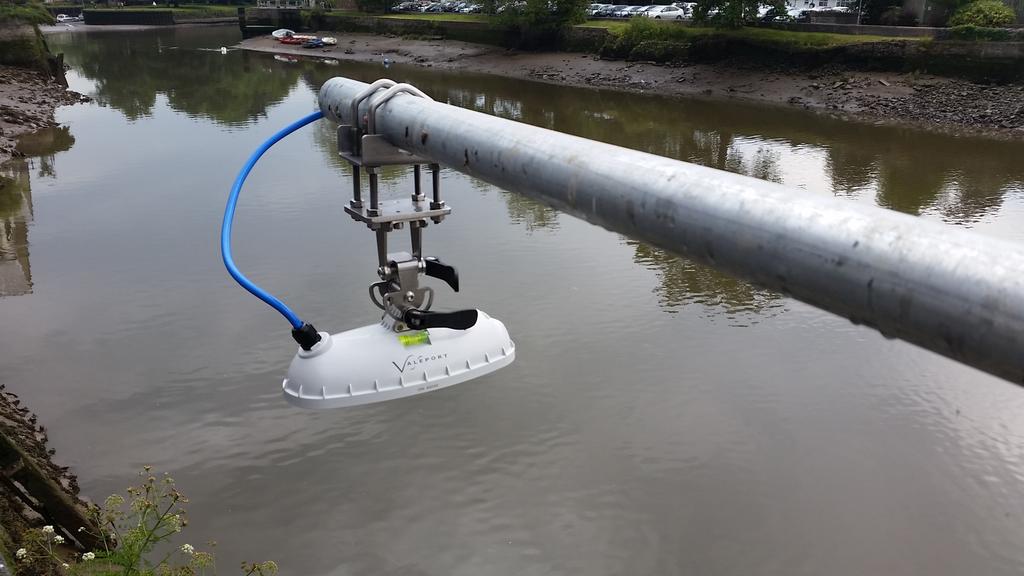 luke_chinnock's tweet photo. Installation of the Valeport VRS-20 Radar Level Sensor, is underway today.
#Valeport #Totnes #RiverDart http://t.co/xCL1iyG9US