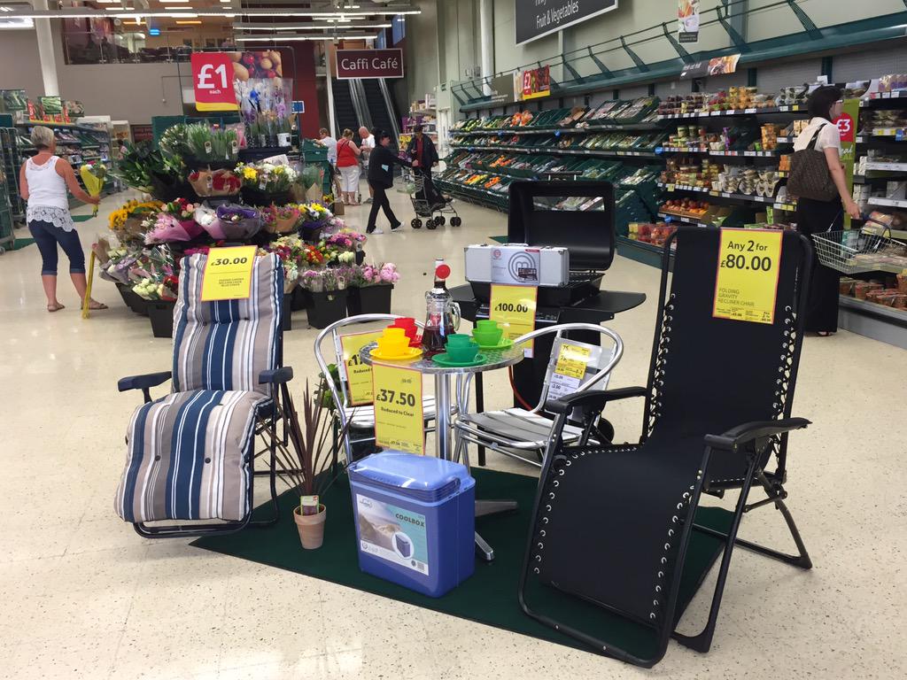 Enjoy this beautiful weather have a BBQ and a glass of pimms! <a href="/sashawheadon/">sasha wheadon</a> <a href="/ForesterRobert/">ROBERT FORESTER</a> <a href="/eaytonphillips/">emma ayton-phillips</a> <a href="/colly75/">Paul Collingridge</a>