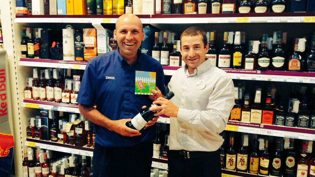 @TeamGlastonBury Big Thanks to Paul our weekly Service Superstar. Awesome customer service over busy festival. Cheers