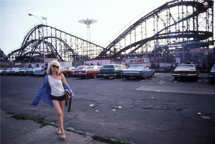 Your daily dose of Debbie Harry. Happy Birthday! 