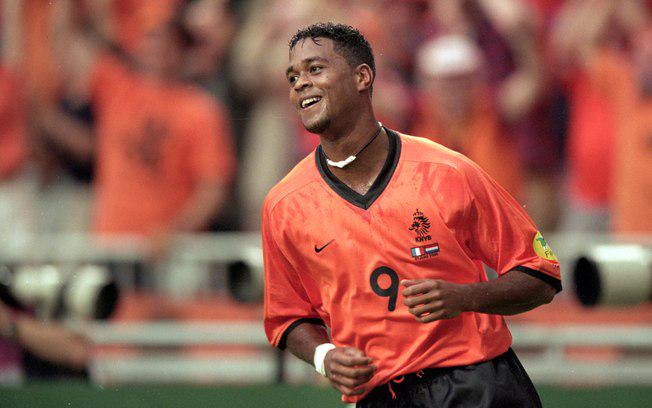 Happy birthday to original bae Patrick Kluivert, and to when my football crushes were age-appropriate. 