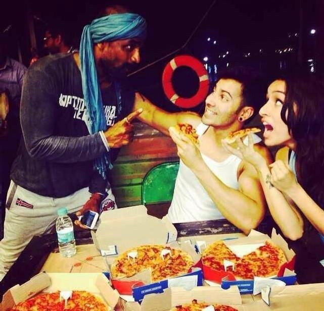 firefliesthough's tweet photo. #ABCD2In100CroreClub #Vinnie #Suru #Veedz #Shraddie :)
@ShraddhaKapoor @Varun_dvn 
@remodsouza :) http://t.co/v4xrGLFY0I