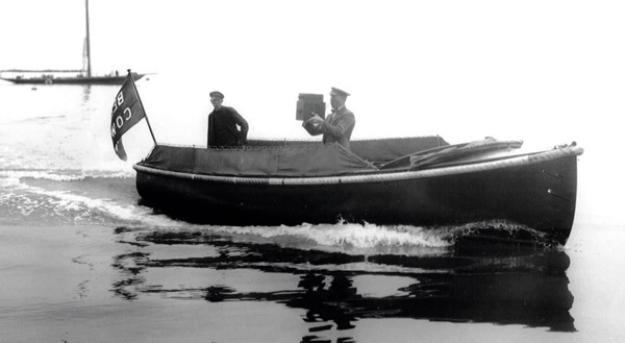 NEWS: NEW HOME FOR CLASSIC BOAT ROSABELLE - islandecho.co.uk/news/new-home-… <a href="/CowesYachtHaven/">Cowes Yacht Haven</a> #iwnews