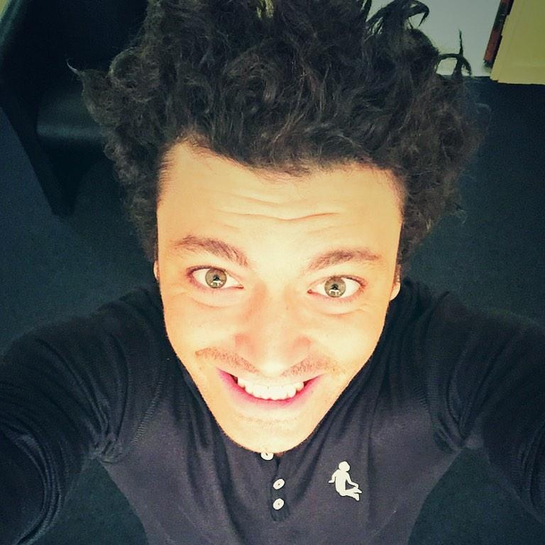 Joyeux anniversaire Kev Adams !!   Happy Birthday Kev Adams !!   24 ans !!  