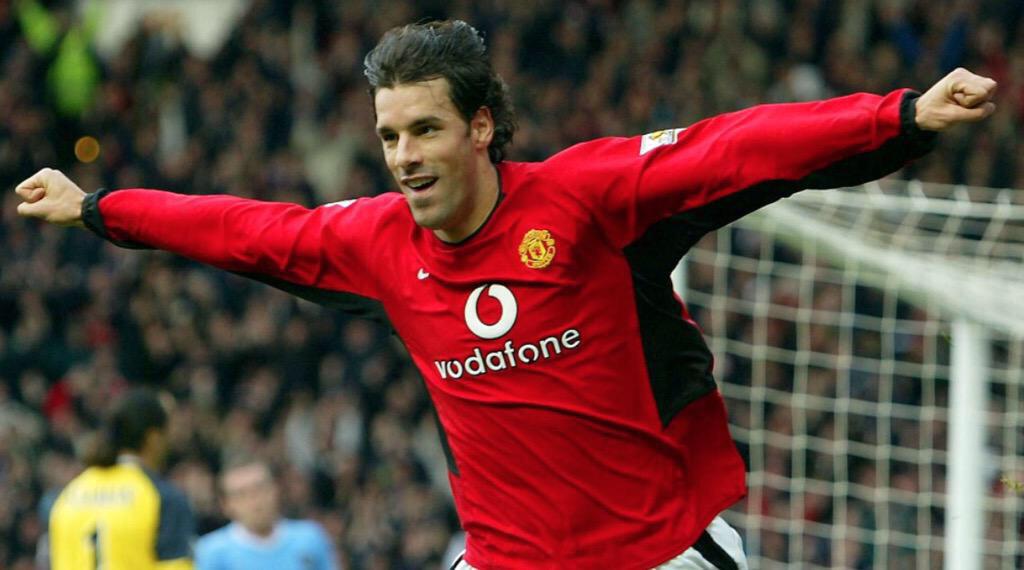 Happy Birthday Ruud Van Nistelrooy !   You\re one of the reason why I\m a diehard ManUtd fan since young 