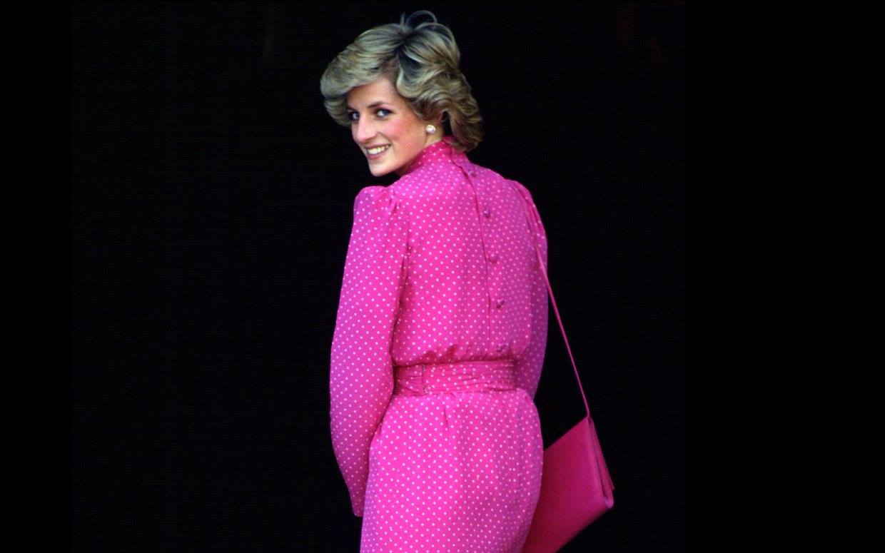 Happy Birthday Princess Diana! She would have been 54 today <3 