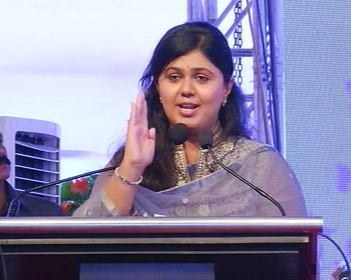 news24tvchannel's tweet photo. ''एक रुपये का भी गलत इस्‍तेमाल नहीं किया'' #ChildDevelopmentMinister #PankajaMunde # http://t.co/QC4aqjc3Zq http://t.co/Y5ASBAy98r