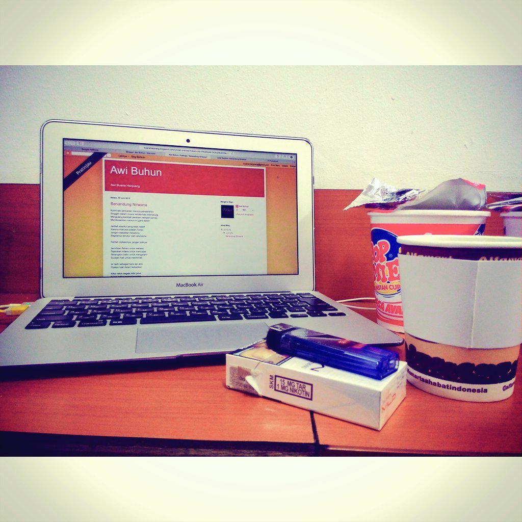 Begadang tadi malem buat next project #AwiBuhun #MengenggamCakrawala #SenandungNirwana