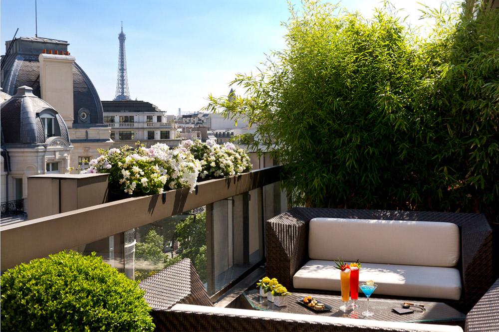 carnet2shopping's tweet photo. 17 belles terrasses pour profiter de l'été et du soleil à #Paris http://t.co/72heCXum3a #rooftop #sortiraparis http://t.co/fBsF7bJHvt