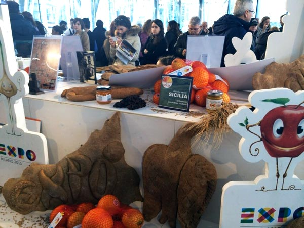 OrangeFiber's tweet photo. .@Expo2015Milano: agrobiodiversità e filiere produttive siciliane strategiche nel Mediterraneo http://t.co/MME5JCdXSc http://t.co/gcNcvWIUFA