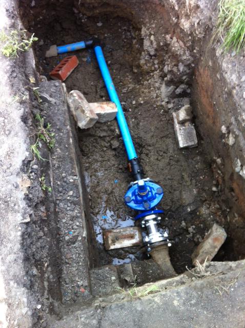 MavalElectrical's tweet image. Quick response to the water leak @TTE_Training thanks to the plumbing team in difficult conditions #lolly weather