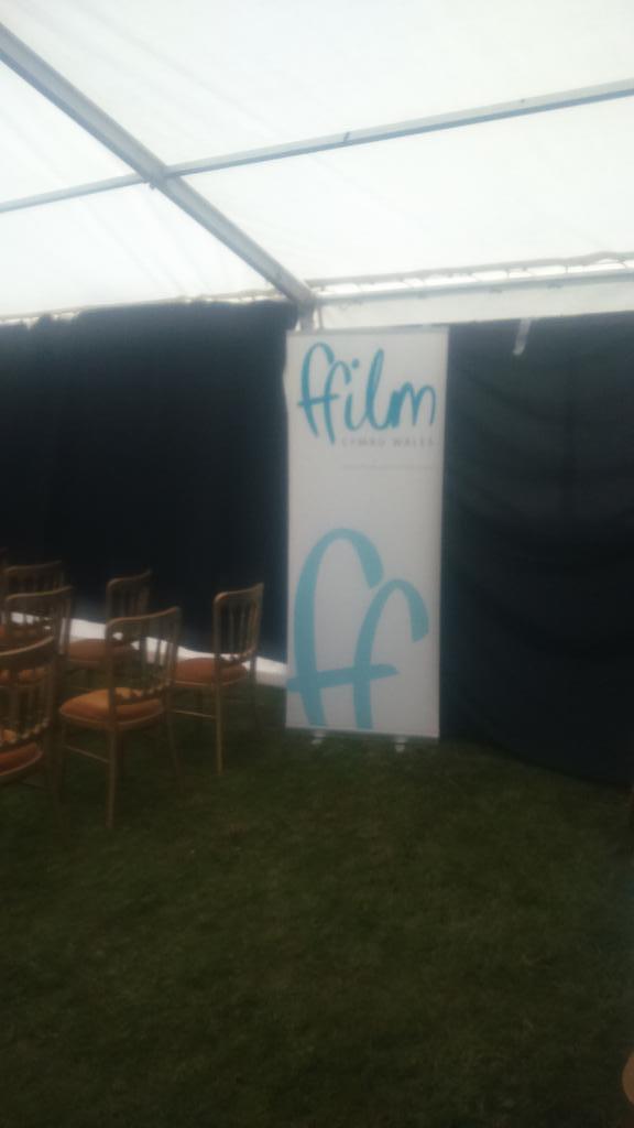 SwanSweeTree's tweet photo. All setup for this evening with @FilmInAfan  awaiting tonight's mobile cinema of Dark Horse http://t.co/7CClF9K9hN