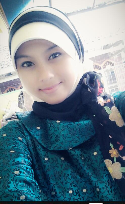 Cha_Bibaah's tweet photo. #HijabStyleMolto @Cha_Bibaah http://t.co/x3AyteS5TU