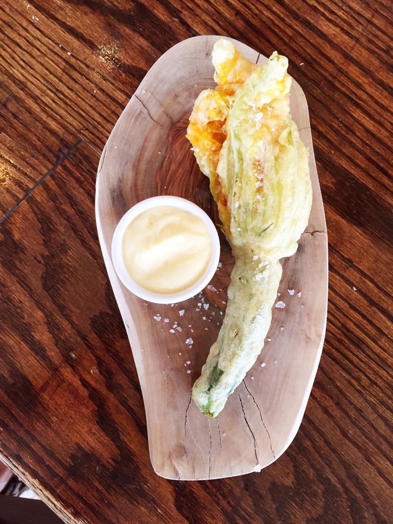 CHoldenSW19's tweet photo. New season courgette and courgette flower in tempura batter....bliss http://t.co/FLoGeYXkd2