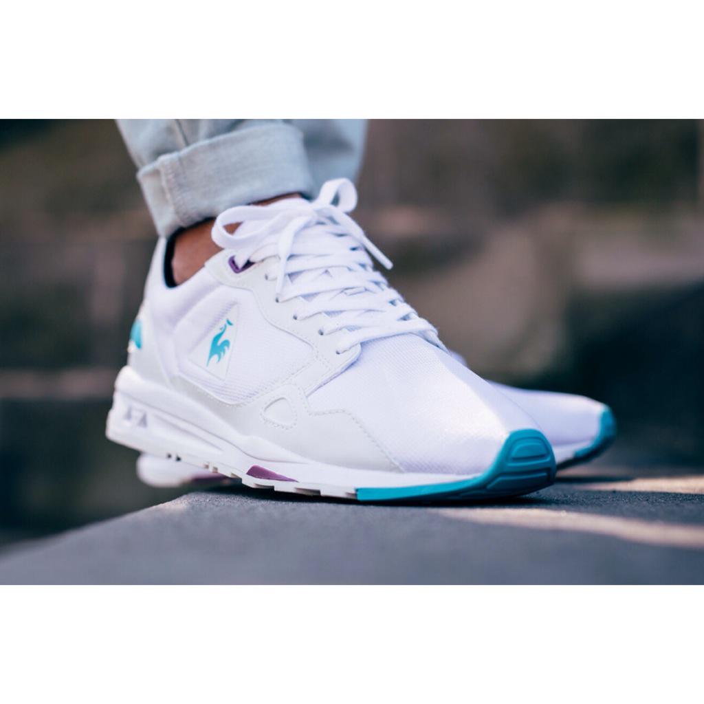 titoloshop's tweet photo. #LeCoqSportif #R900 #90S #OpticalWhite available now @titolo_shop LINK: http://t.co/sKoJVXQTLd http://t.co/dBvGMPen3x
