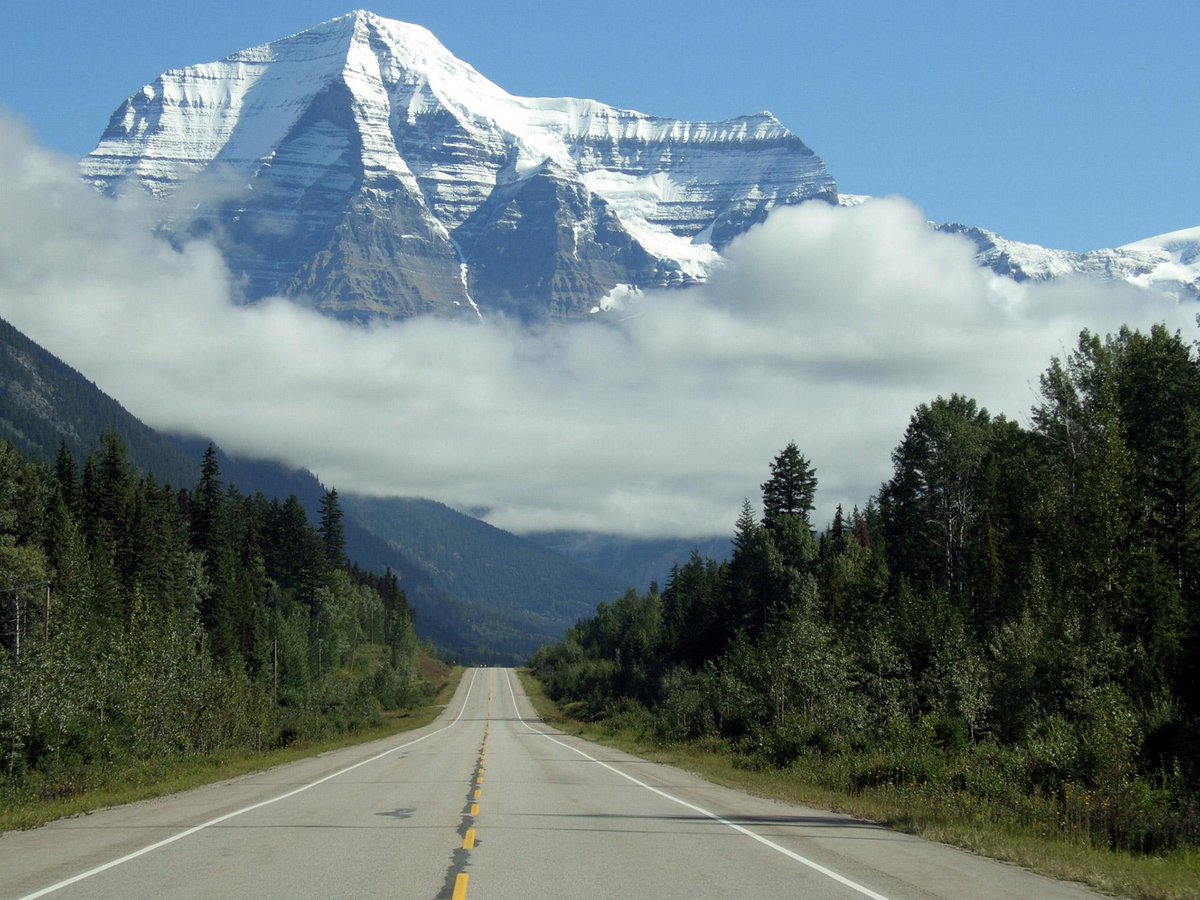 OpenroadsRV's tweet image. The True North strong and free! Happy Canada Day!