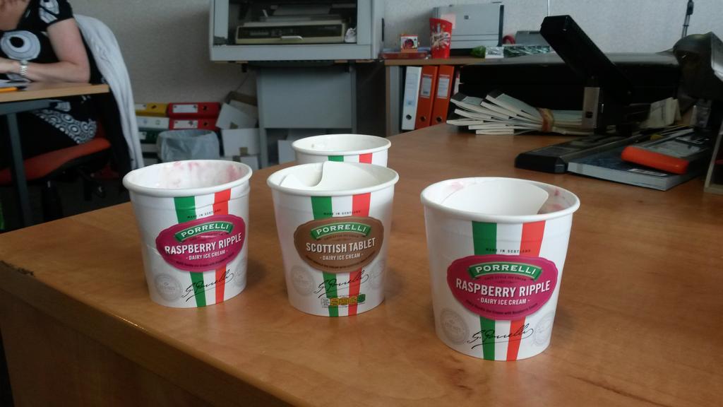 @1025Clyde Thanks for the ice cream, was delicious! Phoenix accounts girls xx