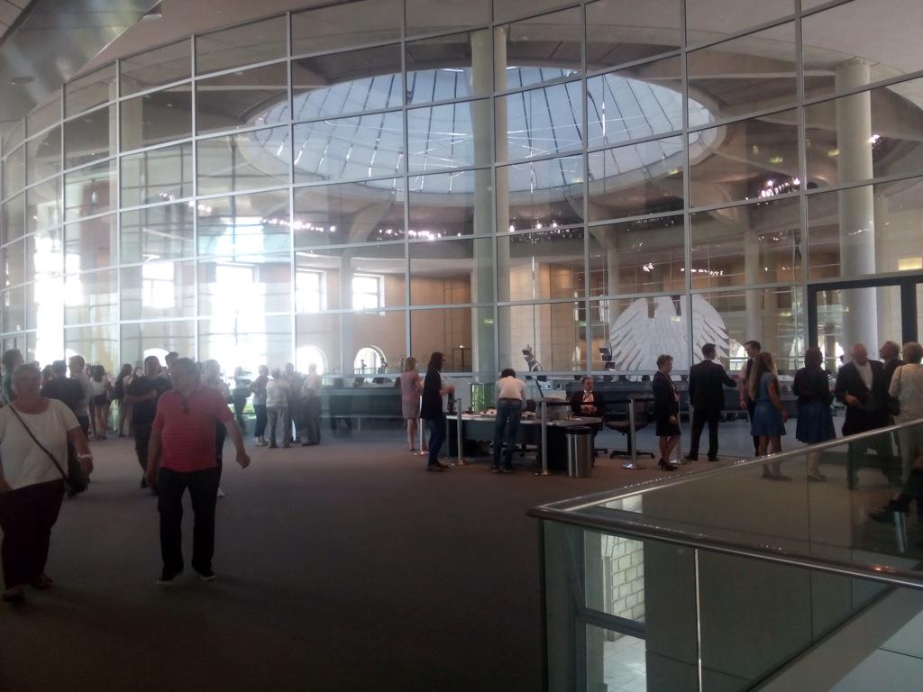 Wohin geht #Europa? #Solidarität? #Grexit? Aber: Wir tun was wir können, #Griechenland in der Gemeinschaft zu halten.