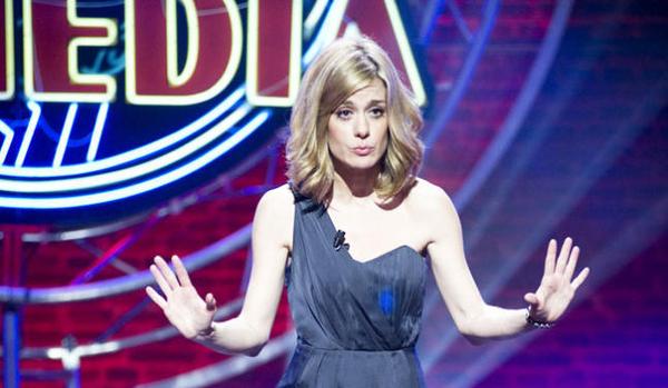 Vertele's tweet photo. ¡Regalamos entradas para el nuevo 'Club de la Comedia' entre todos los RT!  http://t.co/tEQMbrzb93 http://t.co/7YiZnnrAvA