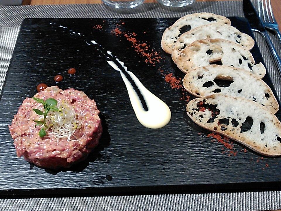 Exquisito steak tartar