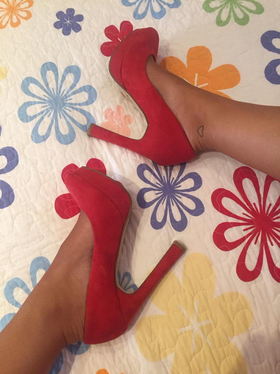 Vendo "SALONES ROJOS" en #wallapop p.wallapop.com/i/27429150?_pi…