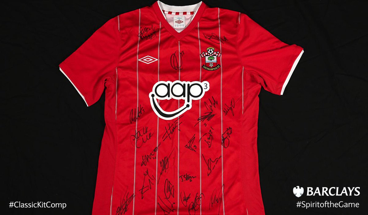 WIN this 2012-13 signed <a href="/SouthamptonFC/">Southampton FC</a> kit today, all you have to do is RT by 9pm Saints fans #ClassicKitComp