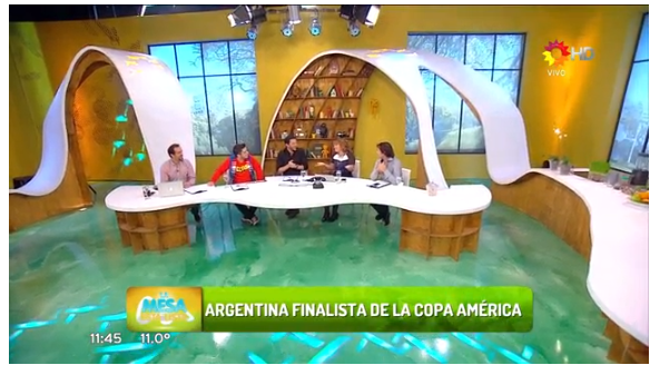 Alanramosxd's tweet photo. Ahora en @MesaLista !! #ARGFinalista de la #CopaAmericaChile2015 🔥🔥🔥 @cuervotinelli @germanpaoloski @jeymammon http://t.co/YqXN4sR0jY