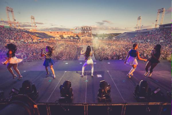 afetizei_'s tweet image. "Pra ter sucesso, amor tem que fazer direito.🎶"
#LoopOff5H