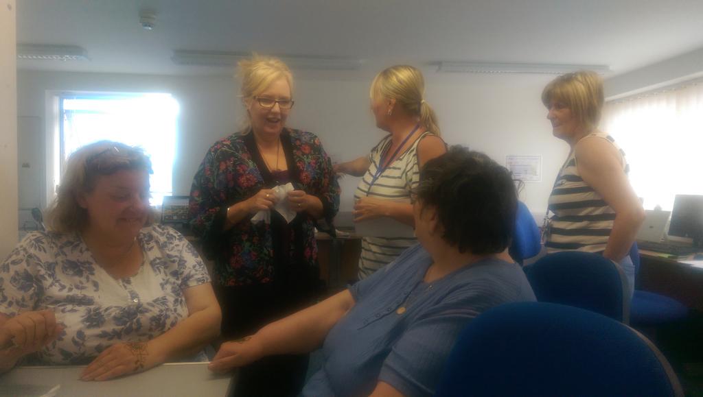 NorthMerthyr's tweet photo. Henna gift a definite hit at @3gsdevtrust, thanks Hodge Hill! @repdennistoun @repButetown @repcromarty http://t.co/IhVBICDG35