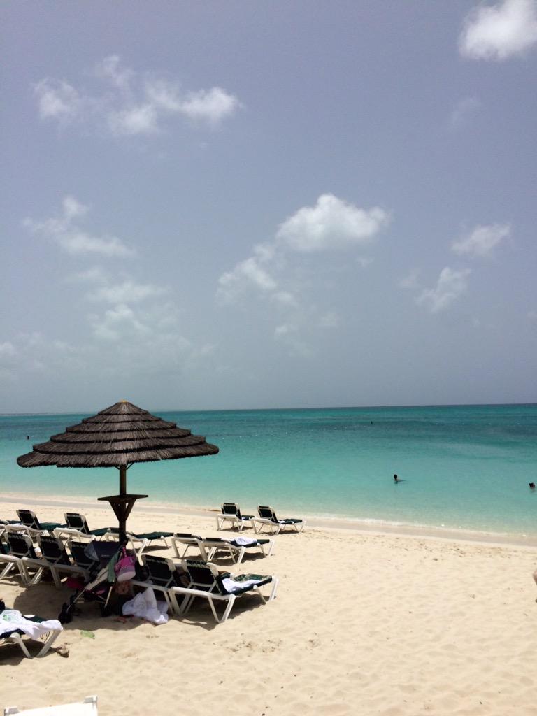 Tits_MaGeeeee's tweet photo. Dueces Turks &amp; Caicos you're always good to me http://t.co/utBVlB5Jsq