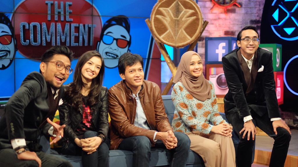 Tadi siang kami di <a href="/TheComment_NET/">The Comment</a> untuk promo @SurgaTheMovie !! I'm so excited 😍